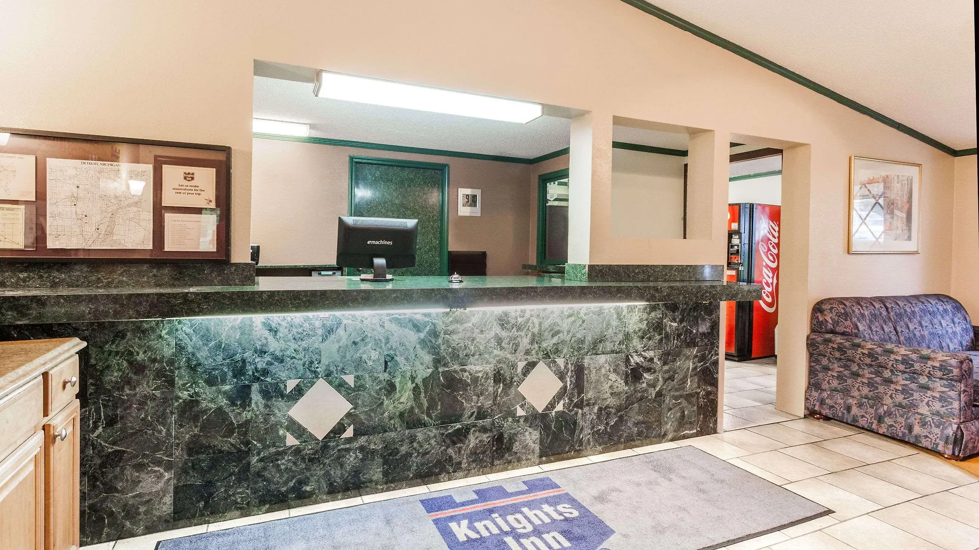 Staying Near Orchard 12 Plaza: 4 Budget Hotels Compared